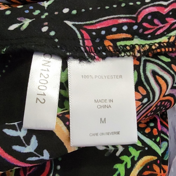 Soho adjustable Halter Top, Paisley, Size Medium - Picture 5 of 6